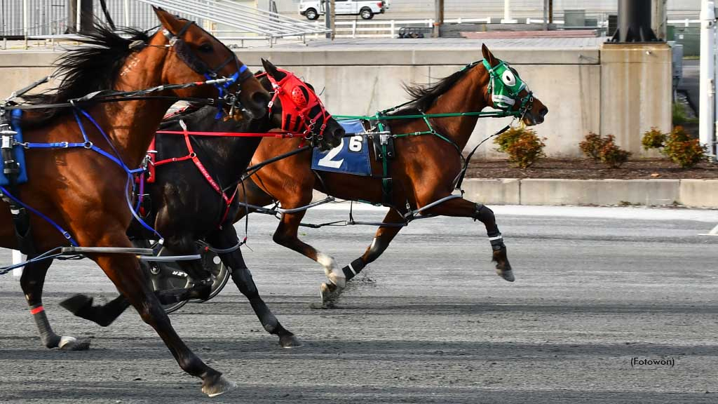 Lous Beach winning at Harrington Raceway