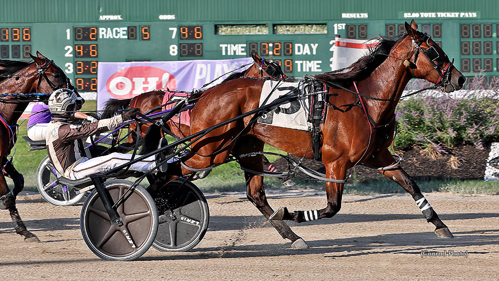 Fearless Ginger winning at Scioto Downs