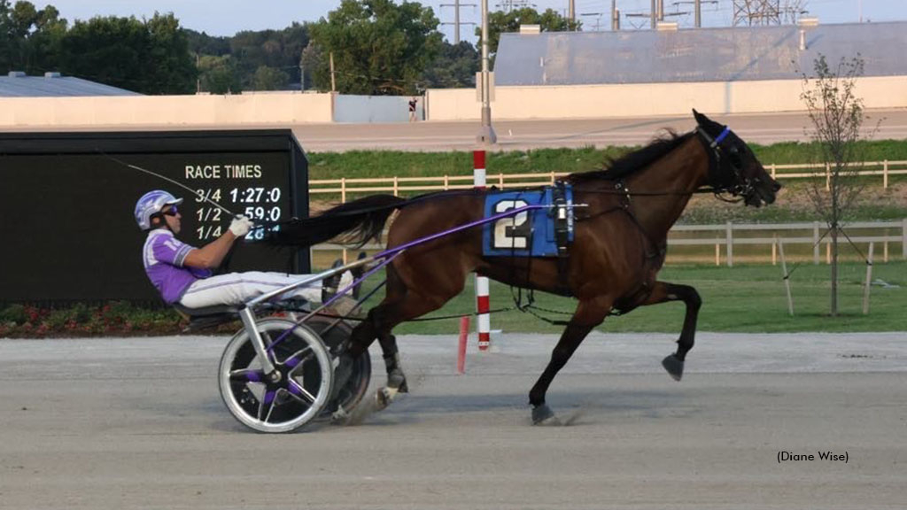 Sugar Instead winning at Northfield Park