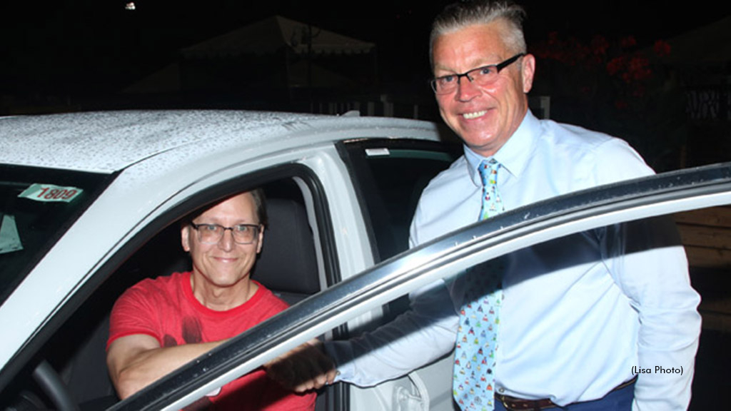 Horseplay grand prize winner Dennis Ritchie with Meadowlands' Jason Settlemoir