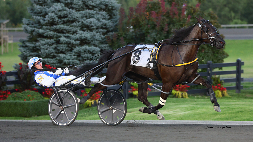 Chantilly winning at Woodbine Mohawk Park