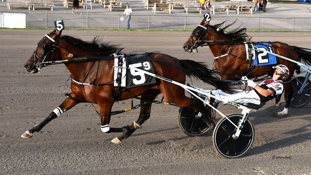 Cowgirl Hanover winning at Vernon Downs