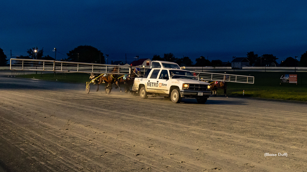 Harness racing at Truro Raceway