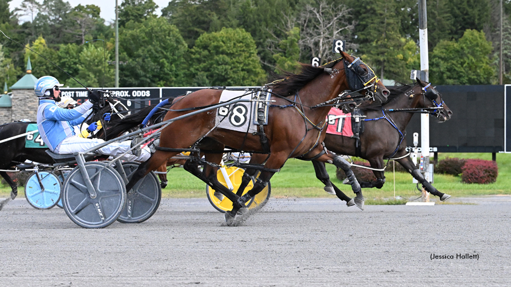 Huntressville A winning at Saratoga Raceway