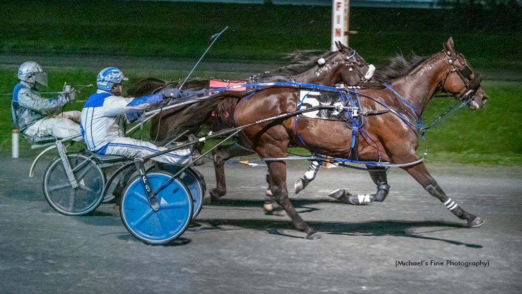 Whiplash Smile winning at Fraser Downs