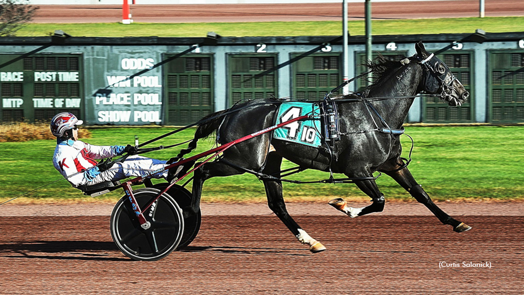 Huntingforchrome winning at Pocono Downs