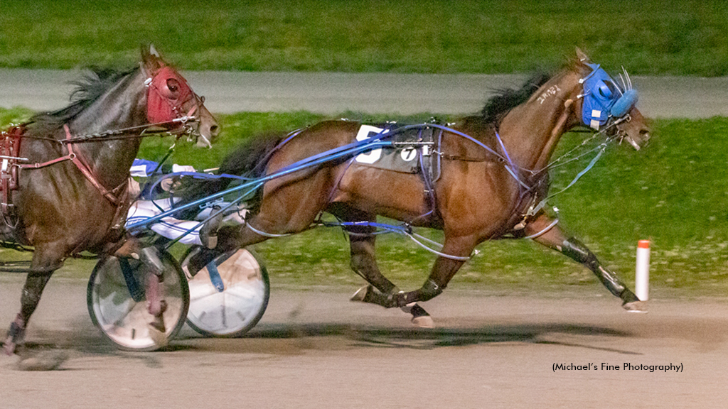 Whiplash Smile winning at Fraser Downs