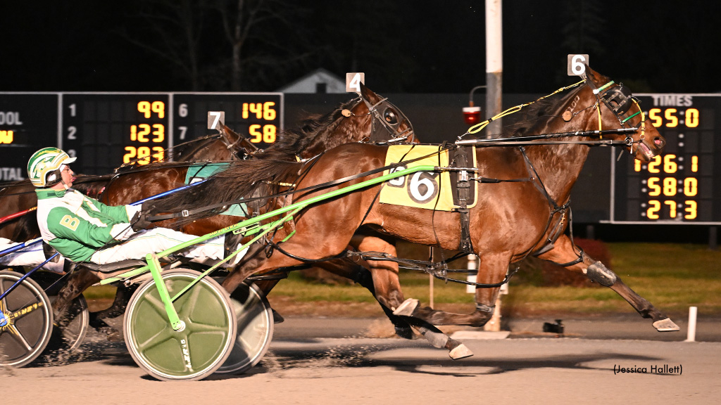Pirate Hanover wins at Saratoga