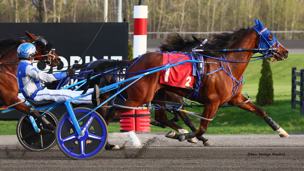 Caviar N Crackers winning at Woodbine Mohawk Park