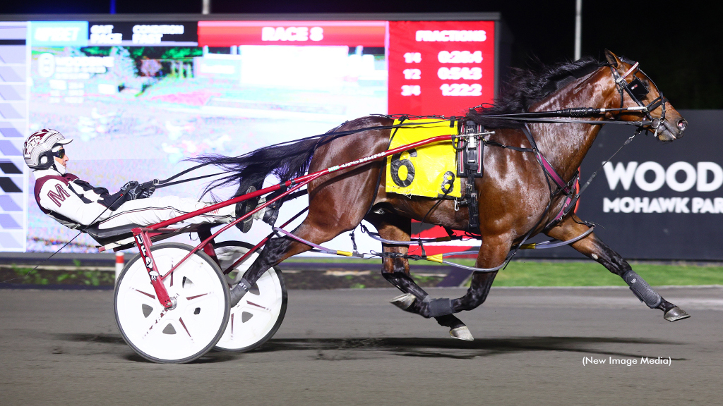 Crack Shot winning at Woodbine Mohawk Park