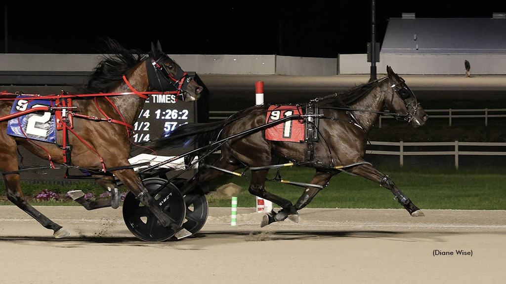 Four Carat Rock winning at Northfield Park