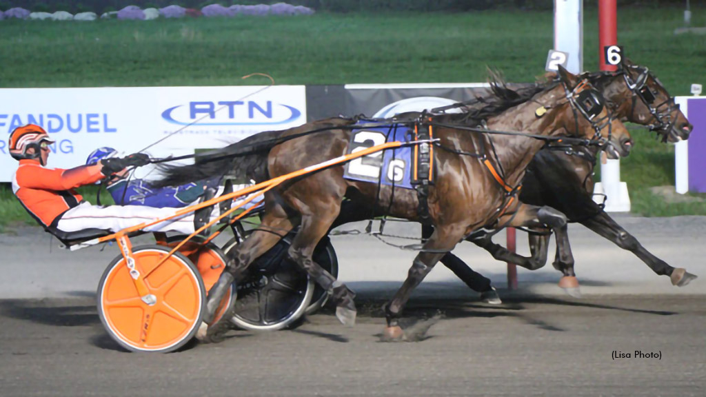 Hard Seven winning at Meadowlands Racetrack