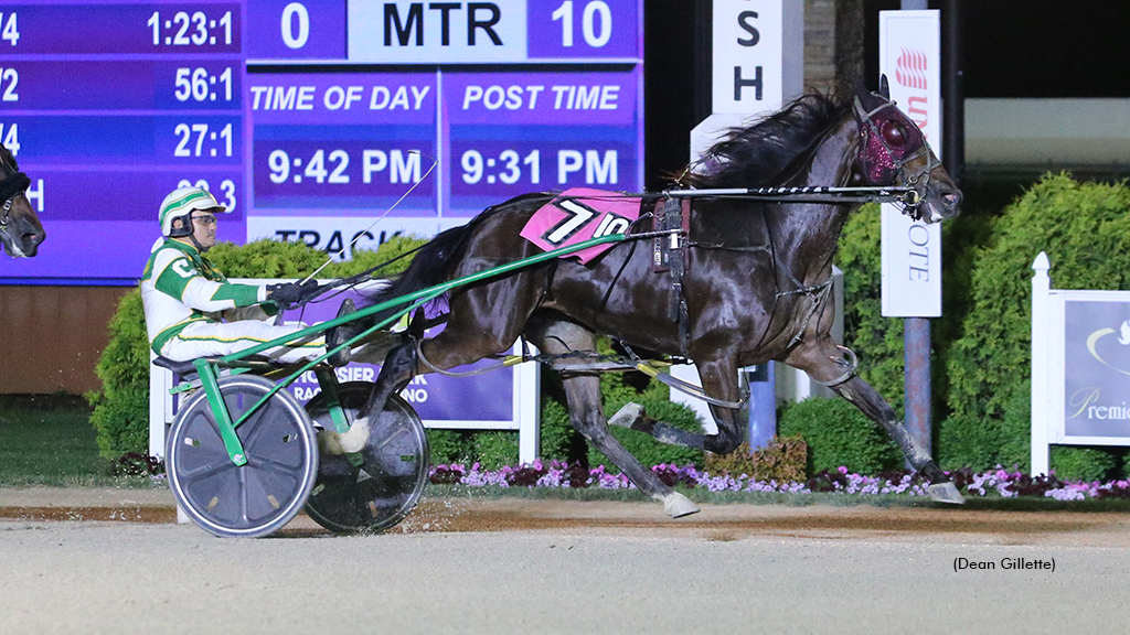 Chandler Bing winning at Hoosier Park