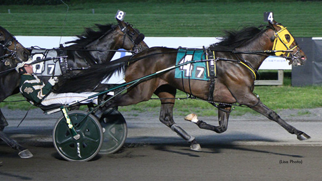 Hidalgo winning at Meadowlands Racetrack