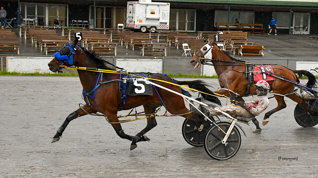 Prospectors Gold winning at Vernon Downs
