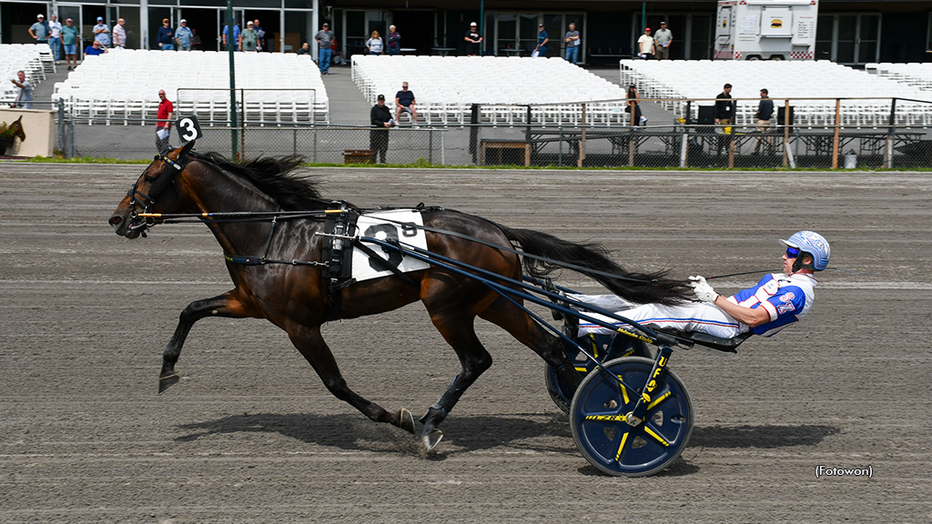 Super Chapter winning at Vernon Downs
