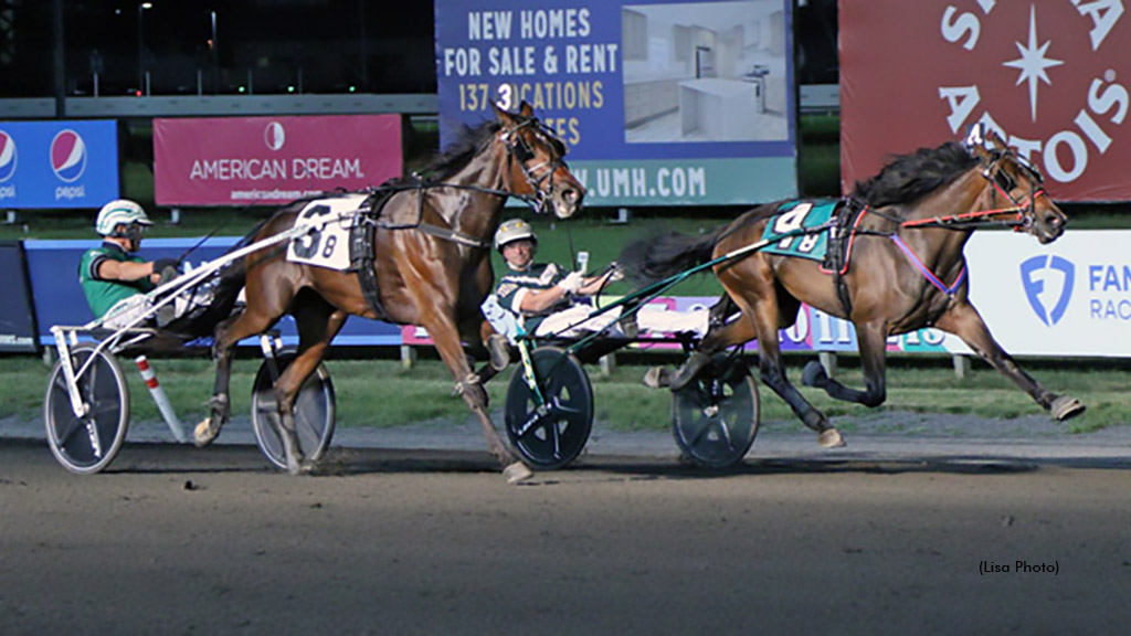 Sugar Packet winning at Meadowlands Racetrack