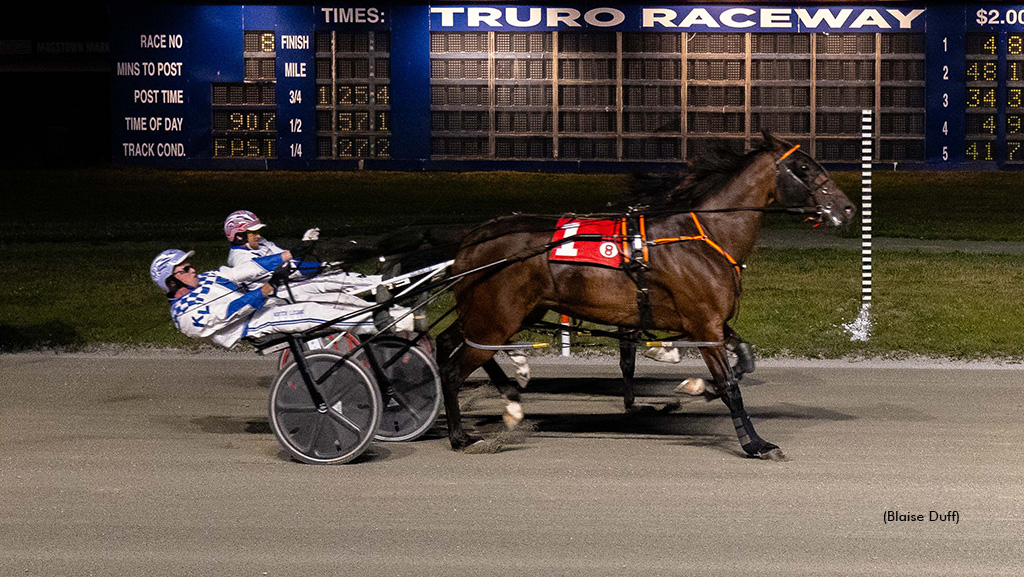 Bettor On Than Off winning at Truro Raceway