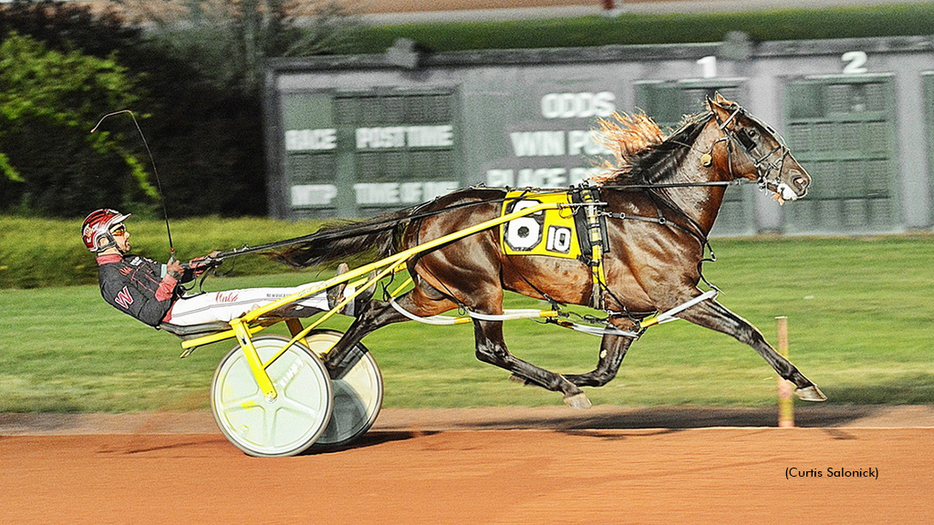 Frantic Hanover winning at Pocono Downs