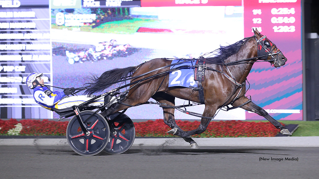 Ervin Hanover winning at Woodbine Mohawk Park
