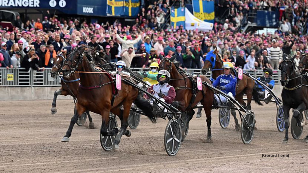 Hohneck winning the 2023 Elitlopp