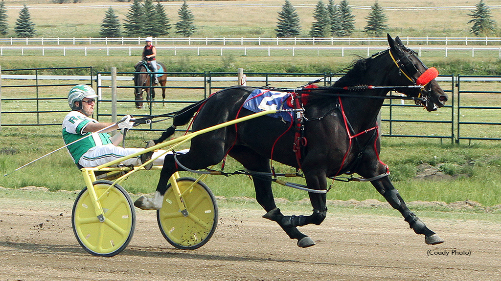 Poker Queen winning at The Track On 2