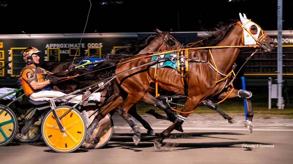 Good Boy winning at Batavia Downs