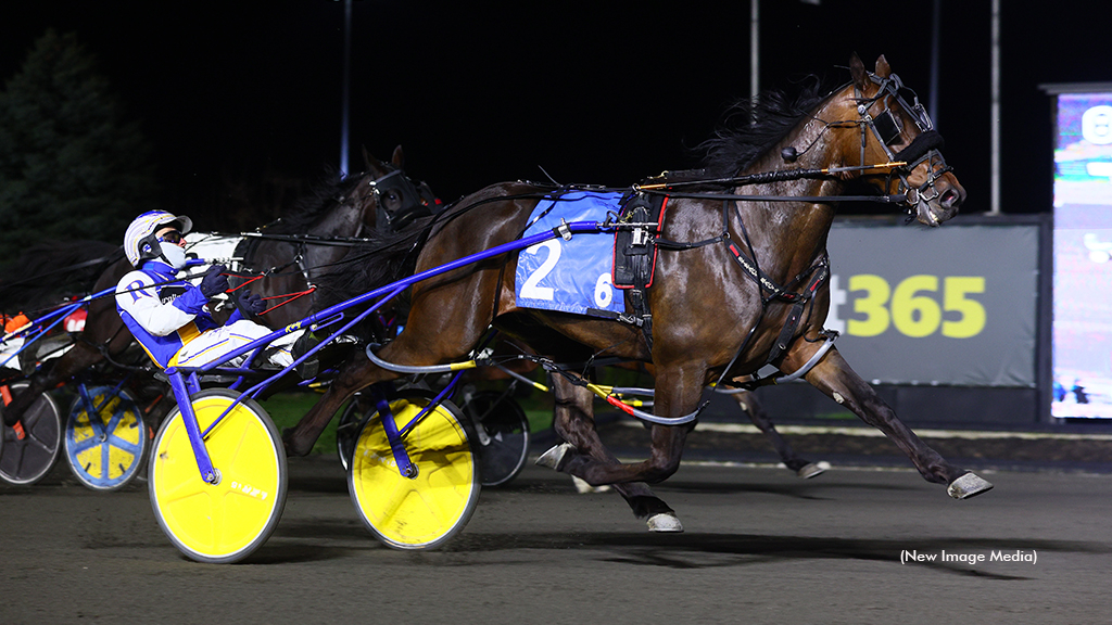 Hazardos winning at Woodbine Mohawk Park