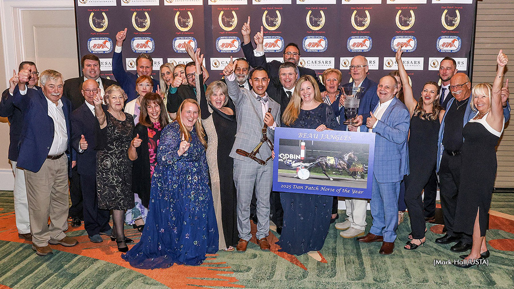 Connections of Beau Jangles receive a placard