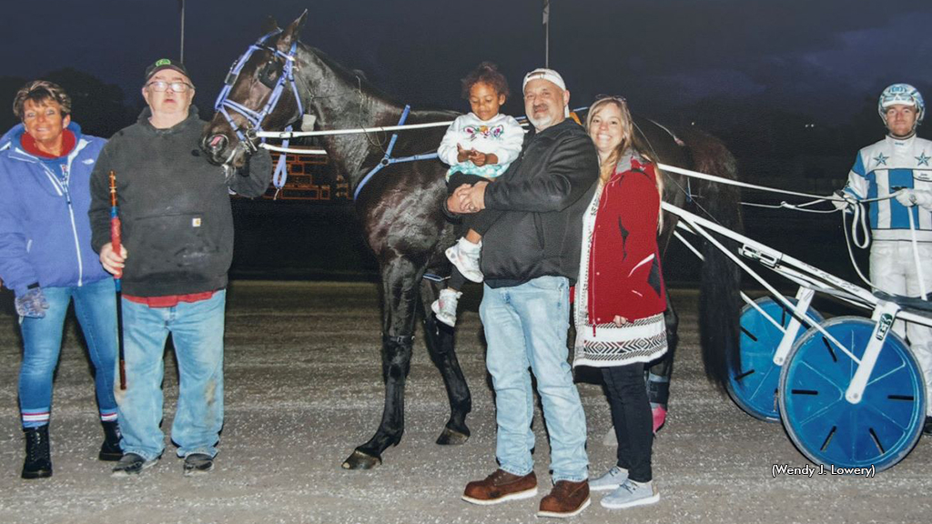 Confident with Kevin and Shannon Rowe at Batavia Downs