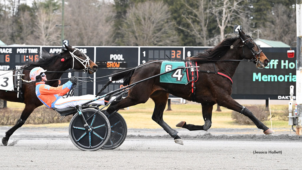 Send It In Hanover winning at Saratoga Raceway