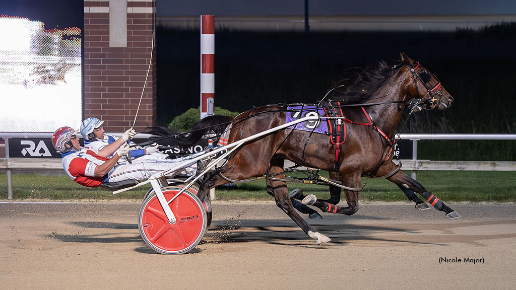Cash Money Twenty winning at Running Aces
