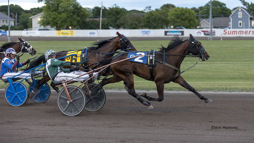 Buckhead Ridge winning at Summerside Raceway