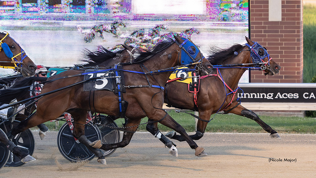 Escaper winning at Running Aces