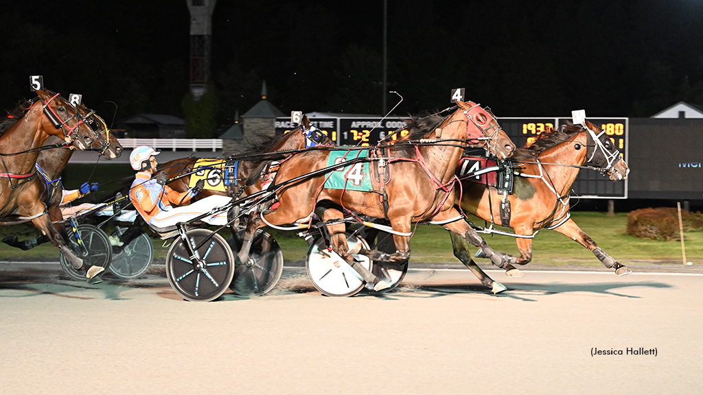 Blazing Home N winning at Saratoga Raceway