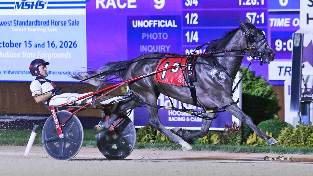 Mr Bear winning at Hoosier Park