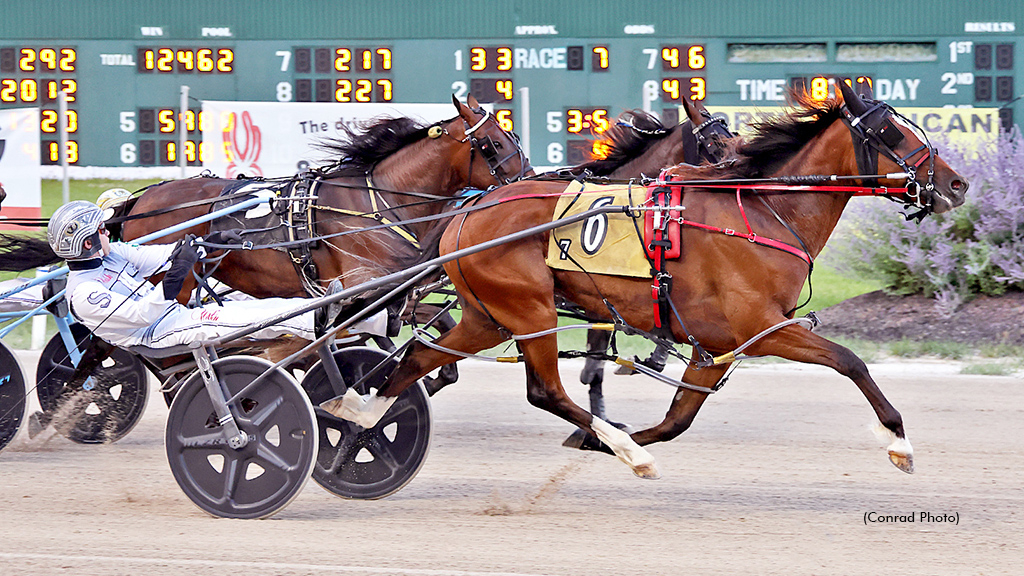 Rhodena Blue winning at Scioto Downs