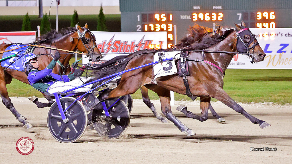 Diabolic Hill winning the 2026 Breeders Crown