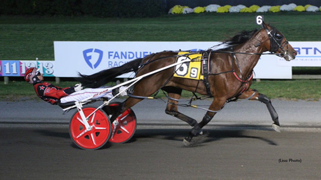 Elegant A winning at The Meadowlands