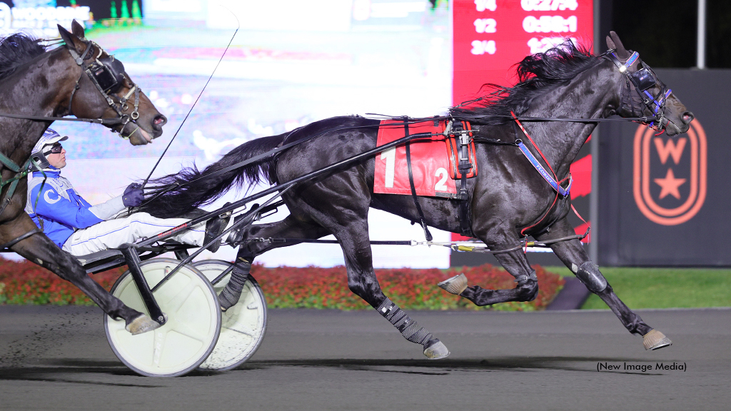 Floriet winning at Woodbine Mohawk Park