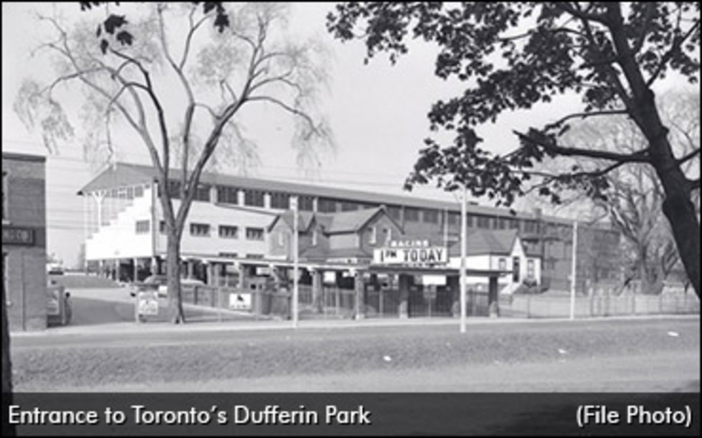 Dufferin-Park-entrance.jpg