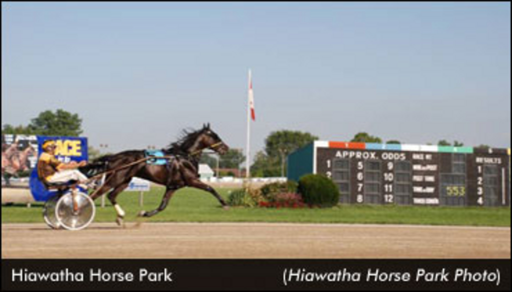 HarnessRacing-HiawathaHorse-edit.jpg