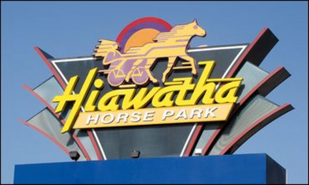 HiawathaHorsePark-370------.jpg