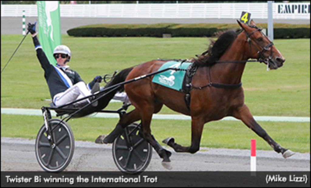 World Record For Twister Bi In Int'l Trot