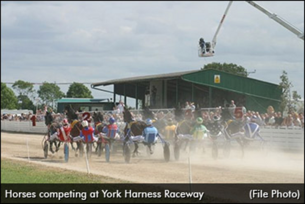 york-harness-raceway-370.jpg