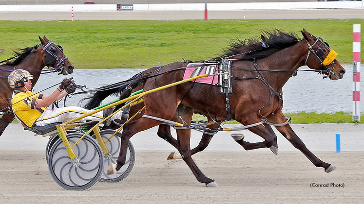 Wicked Character winning at Miami Valley Raceway
