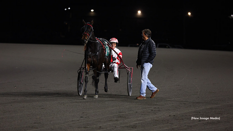 One Last Wish heads to the winner's circle after her 2023 Ontario Sires Stakes Super Final victory