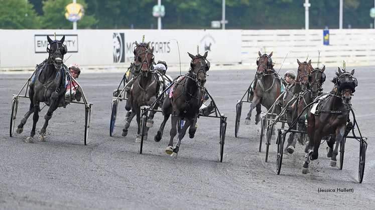 Harness racing at Yonkers Raceway