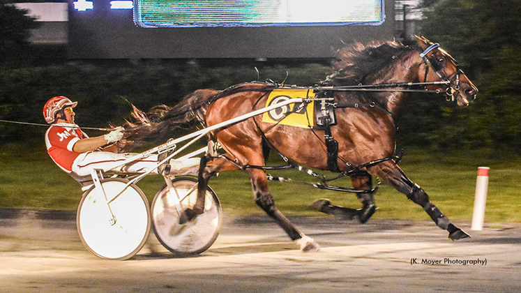 Fantastic Voyage winning at Ocean Downs