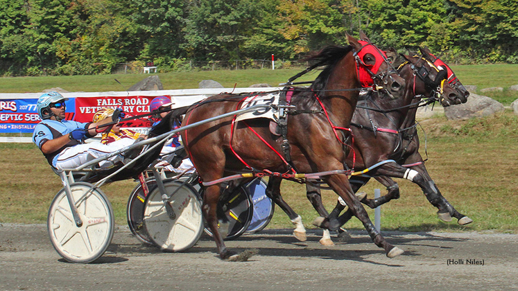 Two Fold Cold winning at Farmington Fair